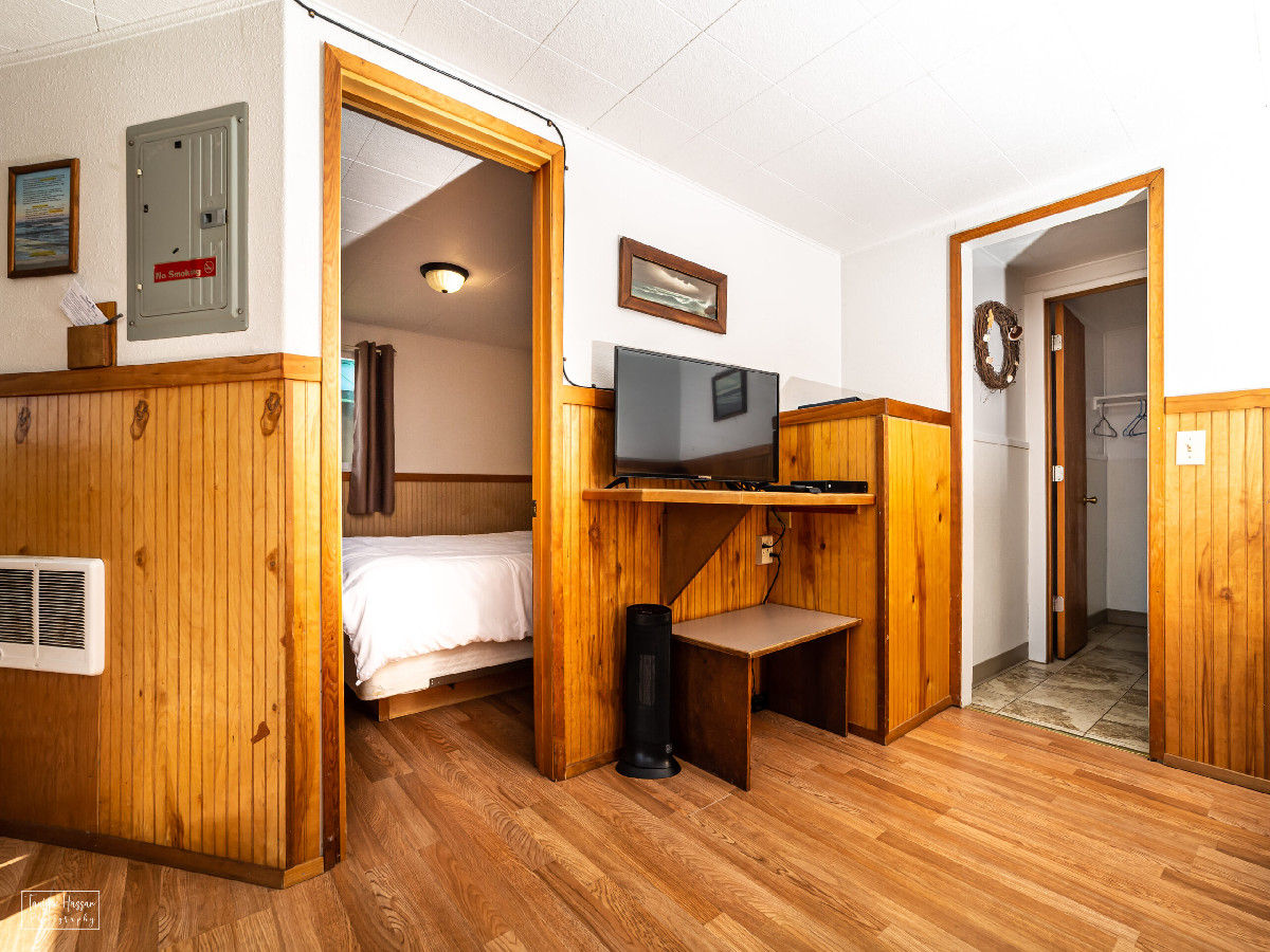 Guestroom - Ocean Front Cabins