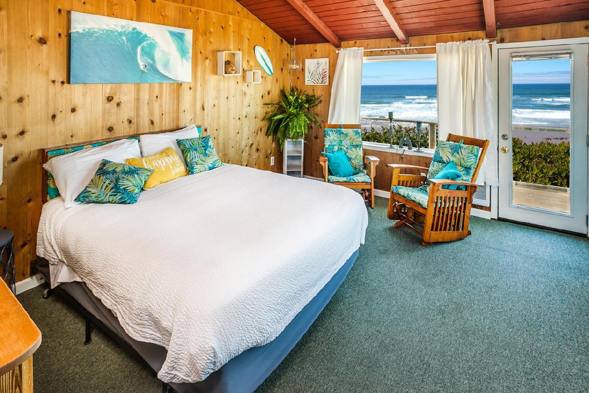 Guestroom - Moolack Shores Inn