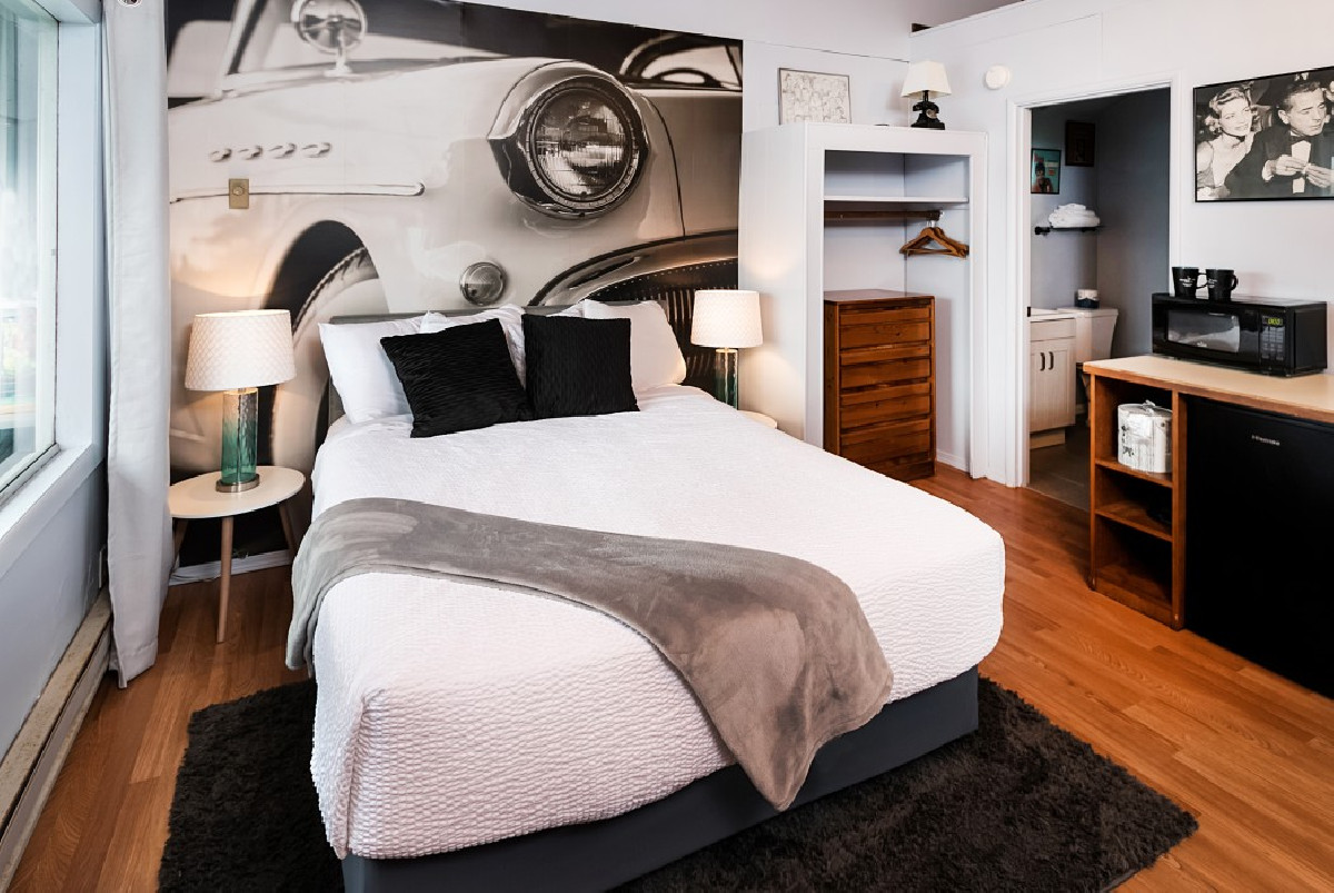 Guestroom - Moolack Shores Inn