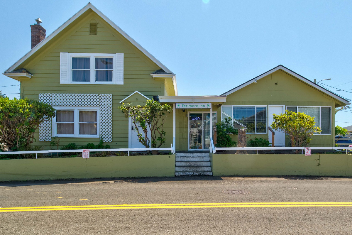 Exterior - Terimore Bayfront Inn