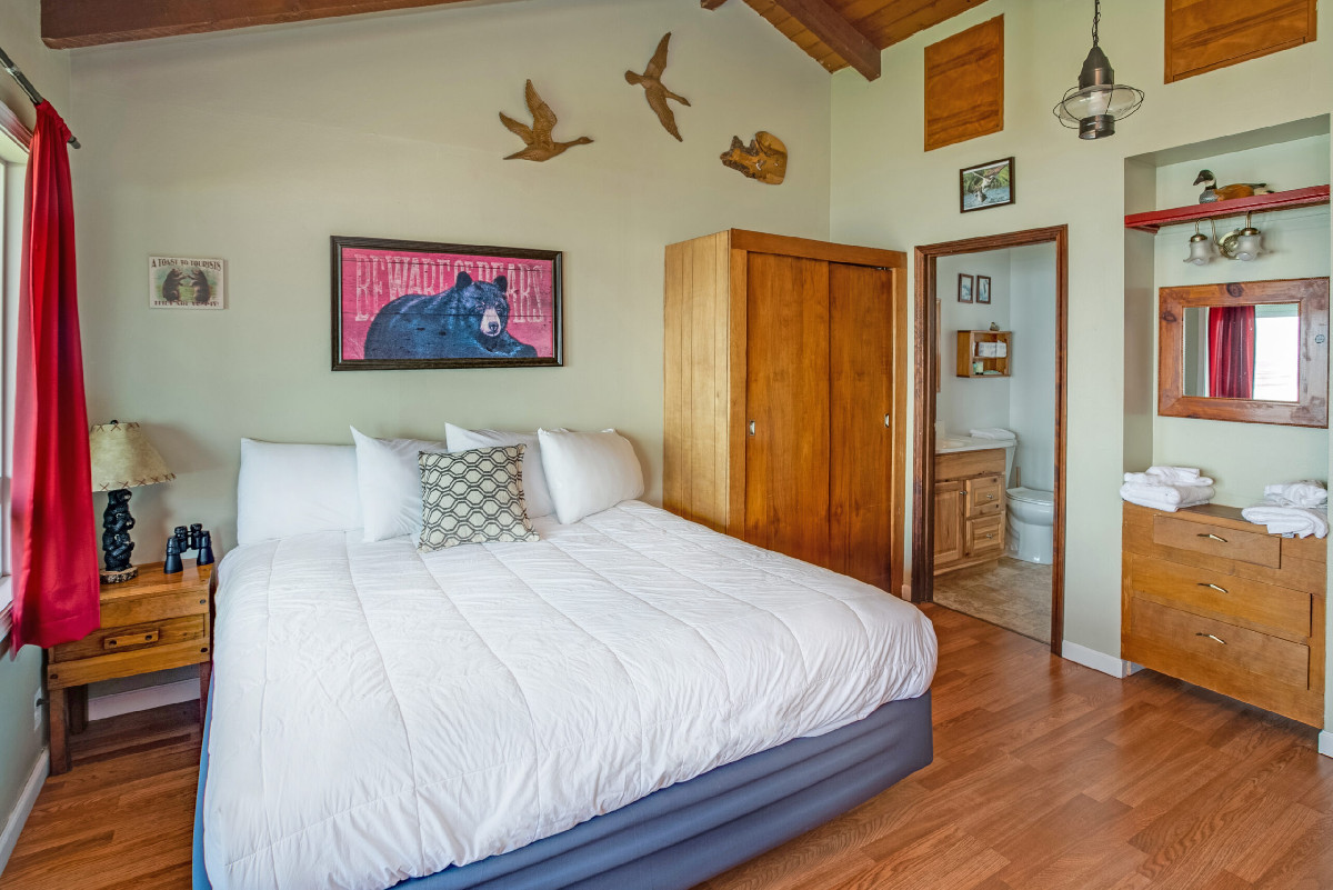 Guestroom - Moolack Shores Inn