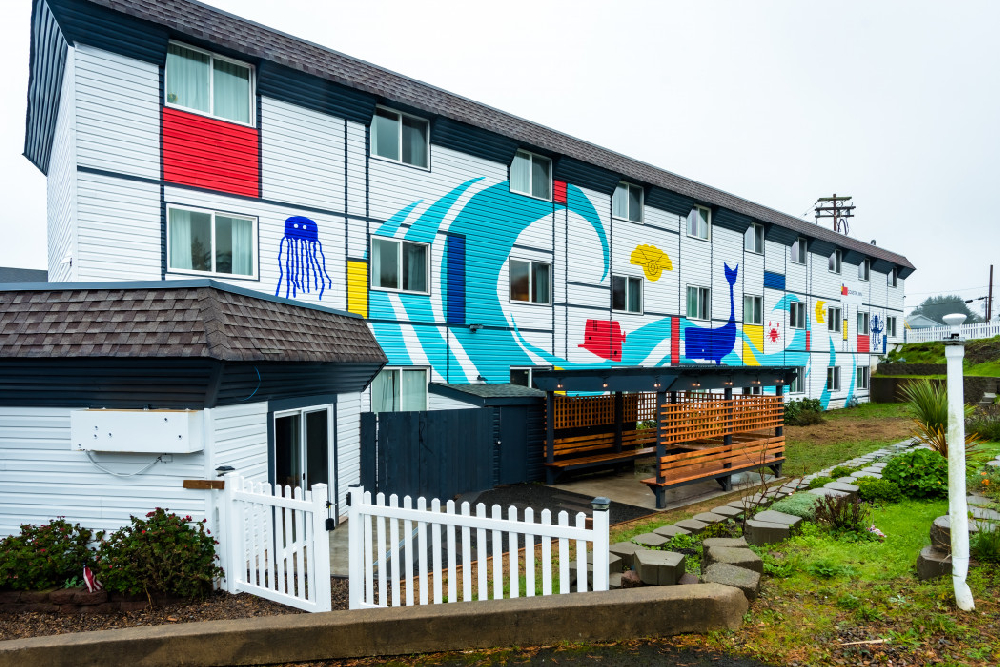 Exterior - Coastal Inn
